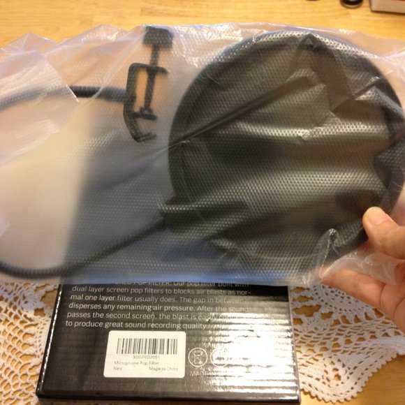 Microphone Pop Filter - new - reduces pops on certain letters for better… - Picture 2 of 4